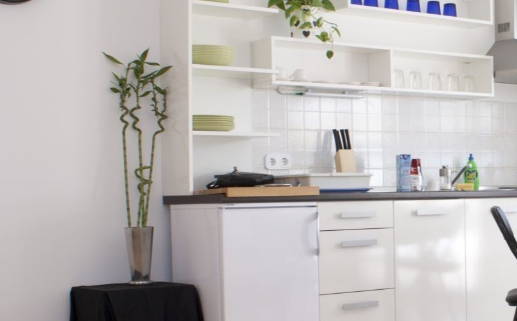 今日农历二〇二七年六月初二黄历换新居不适宜吗,搬家吉日