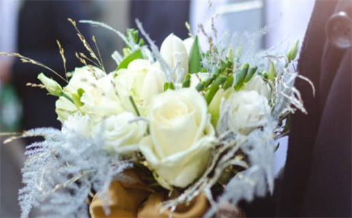 农历五月十四生日命理解析与性格特点分析