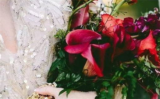 丈夫早亡的女人什么命_女人丧偶三年内要警惕