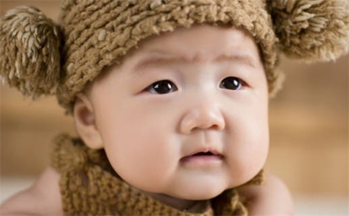 王姓2026年06月02日出生男宝宝的五行取名详解