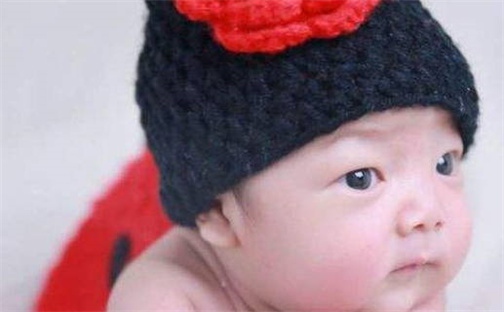 胡姓2026年07月27日出生女宝宝的五行取名详解