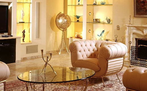 2028年10月08日不适合房屋装饰吗,这天装修合适吗